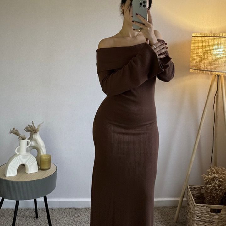 Robe à Col Bardot